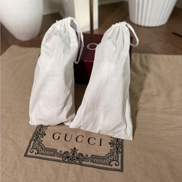 Gucci Men's Beige and White Sneakers with Green and Red Accents - Picture 6 of 7